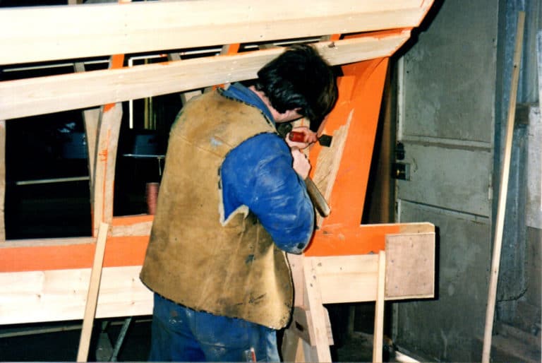 Construction et réparation de yoles
